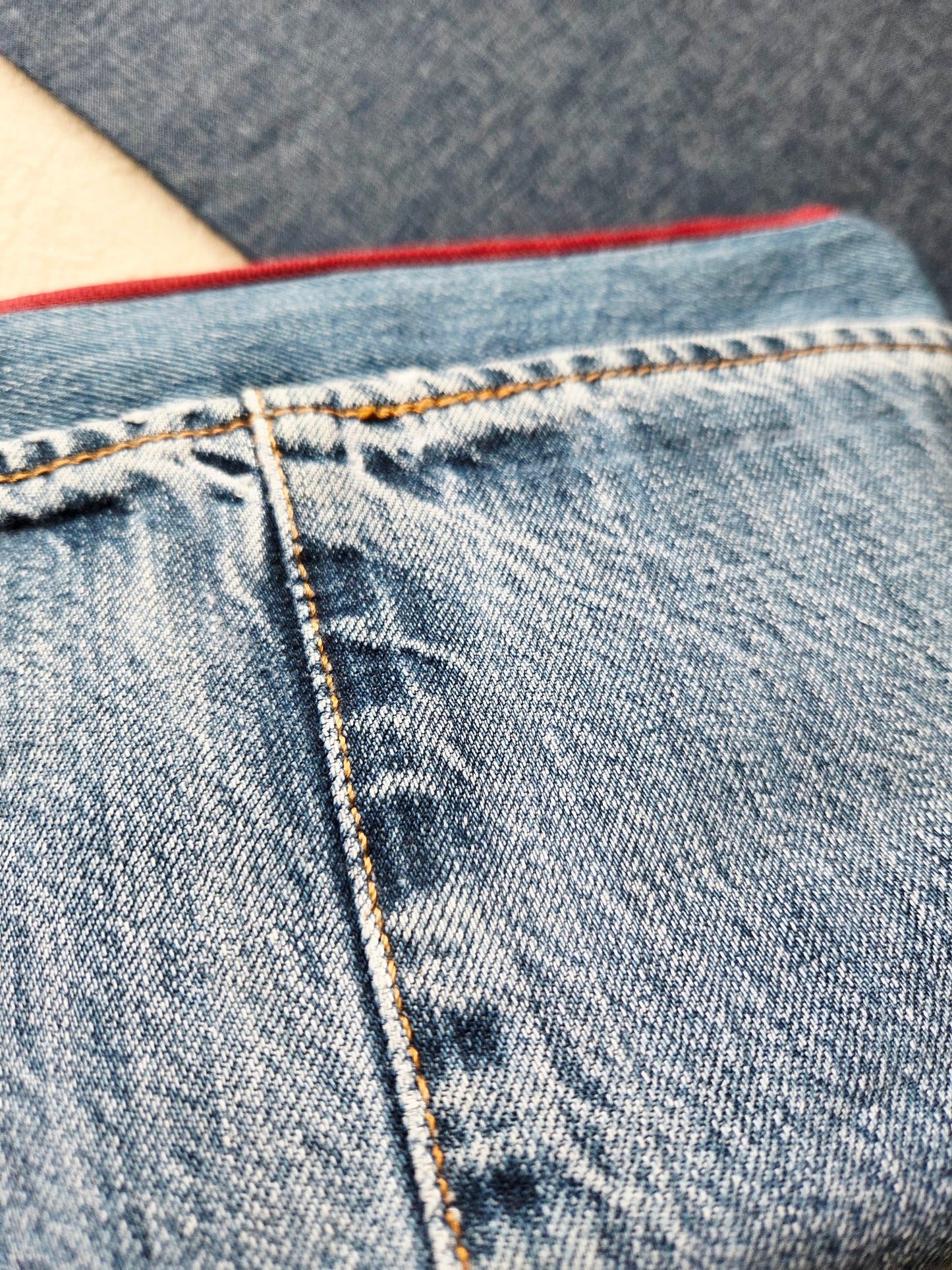 JEANS & A NICE TOP zipper pouch