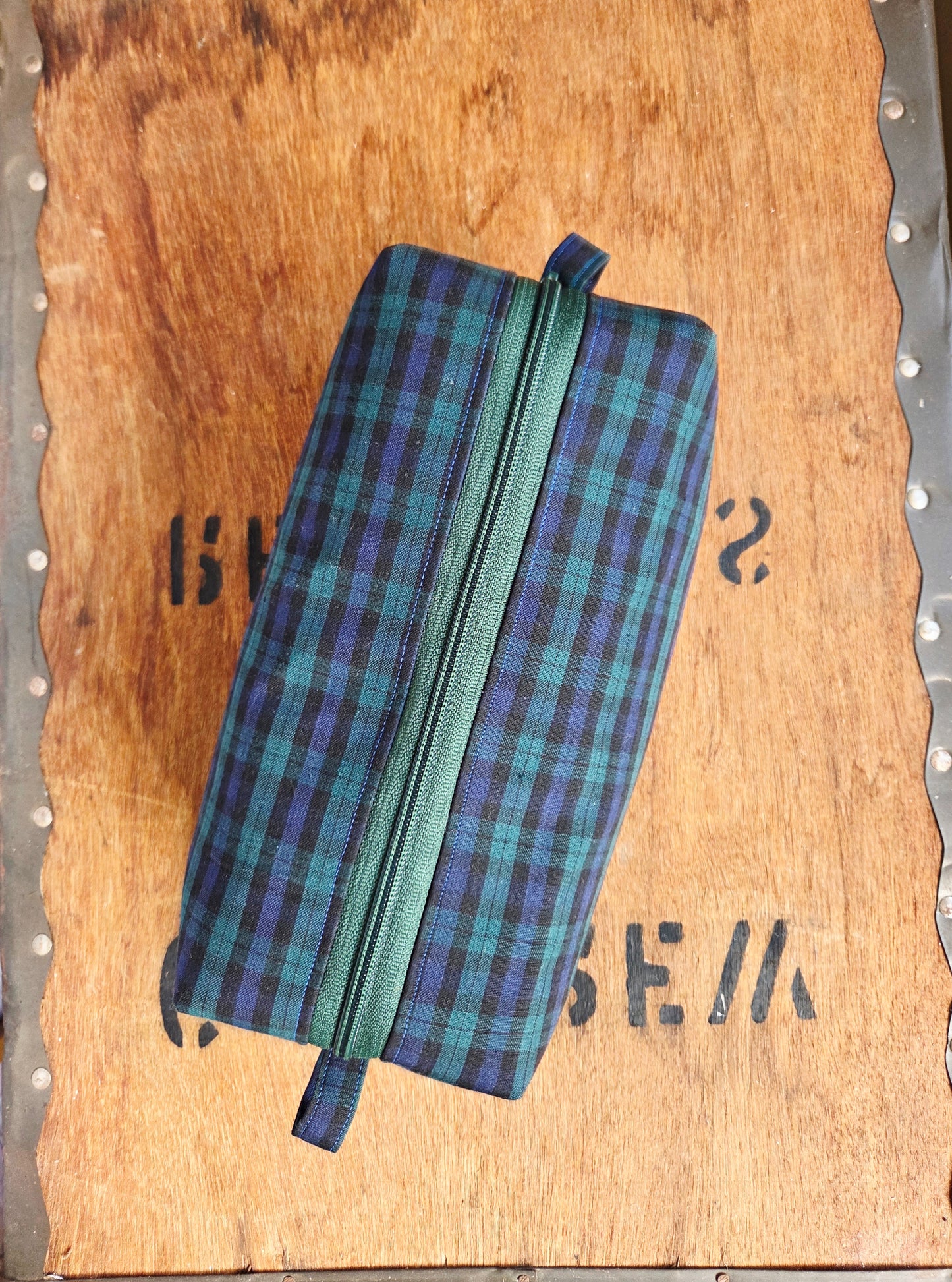 CHECKMATE boxy bag