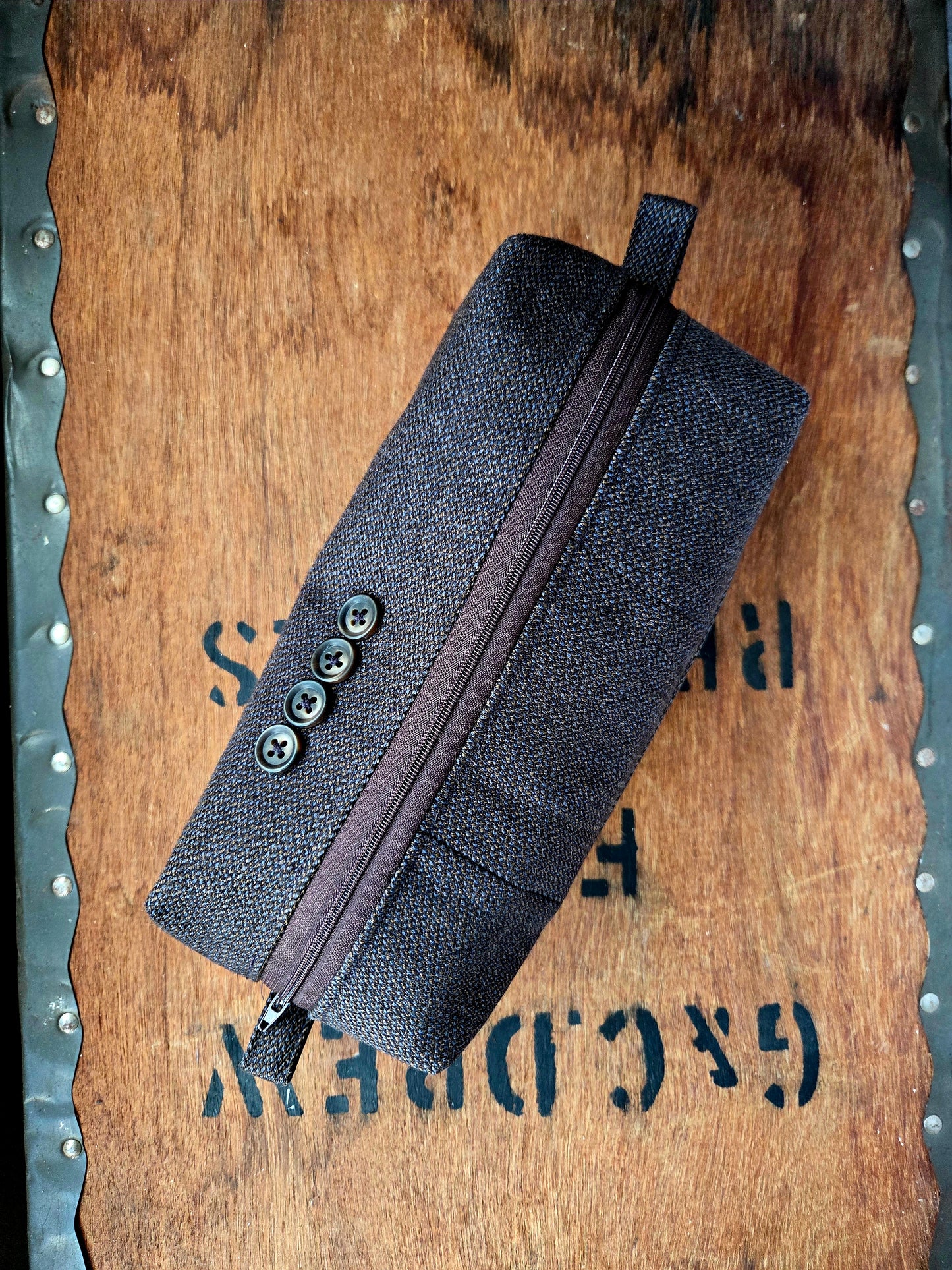 OFF THE CUFF boxy bag