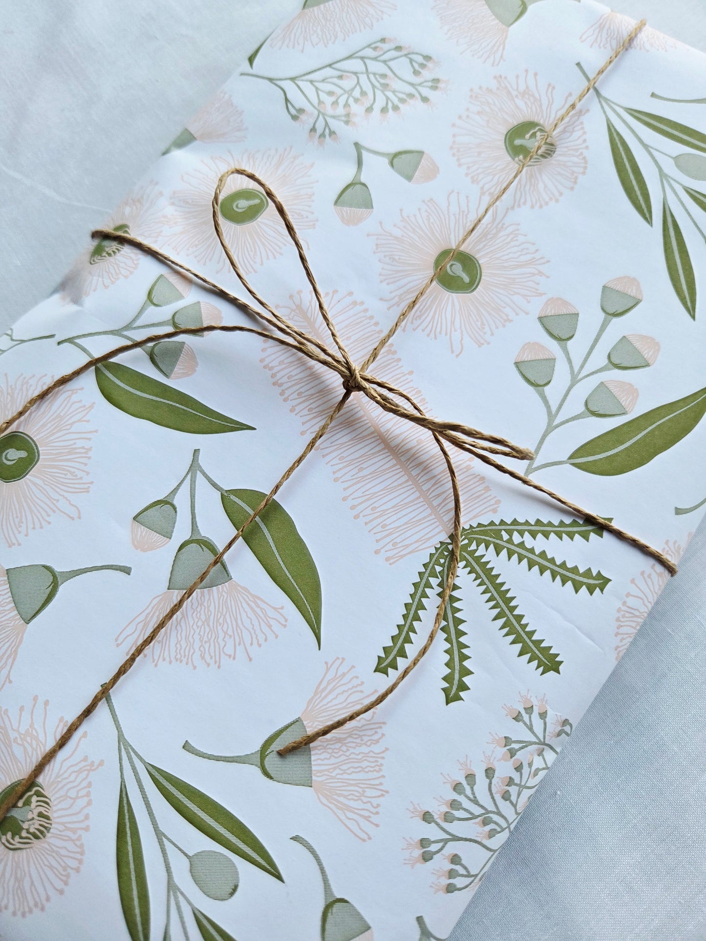 Gift wrapping - Peachy Australian natives
