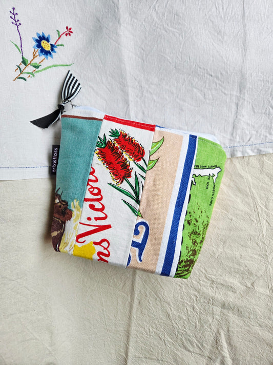 THE TEA BAG zipper pouch