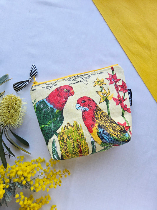 TAILWIND zipper pouch