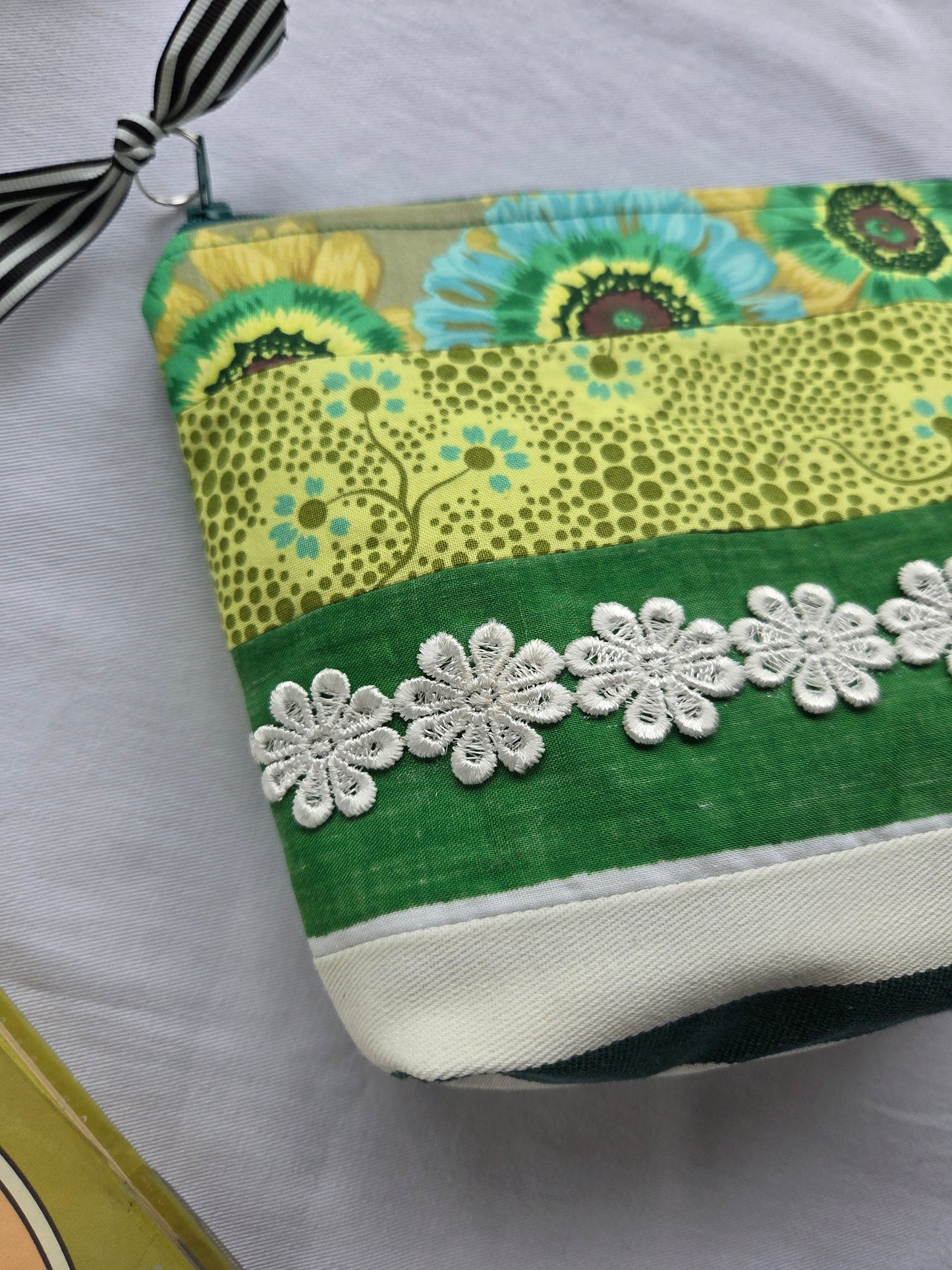 GREEN PATCHWORK CLUB zipper pouch