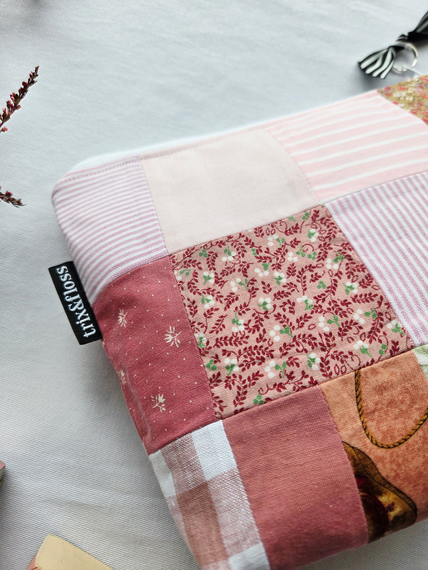 PINK PATCHWORK CLUB zipper pouch