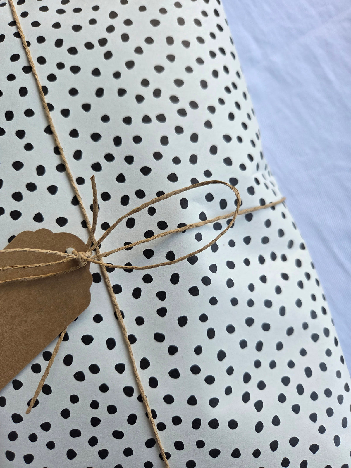Gift wrapping - Spots