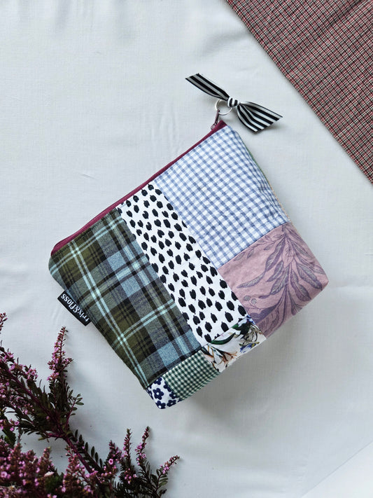 LOCH IT IN, EDDIE zipper pouch